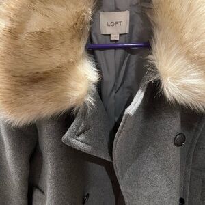 “Loft” 
Melange Faux Fur Collar Doublecloth Jacket